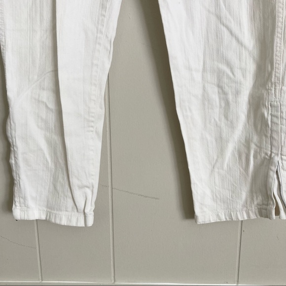 Theory White Low-Rise Cropped Jeans with Ankle Zippers Size 6 - Picture 5 of 11